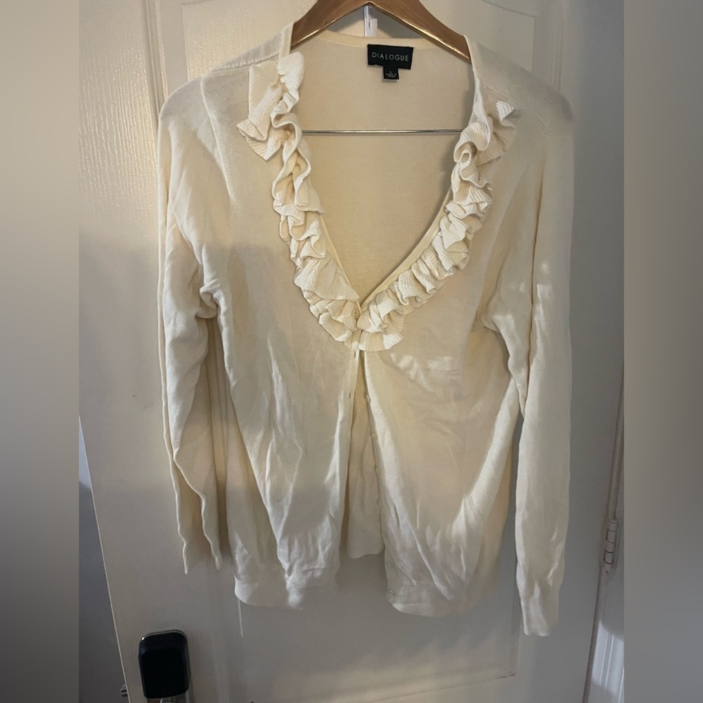 Dialogue‎ Cream Ruffle V-Neck Blouse